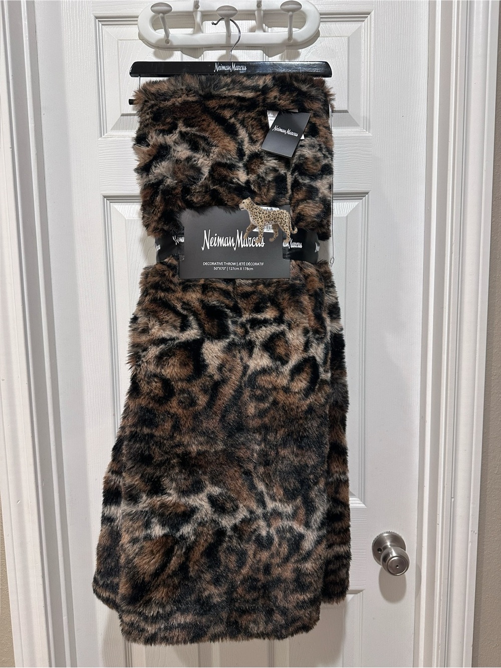 Neiman Marcus Leopard Faux Fur throw in Brown and Black
